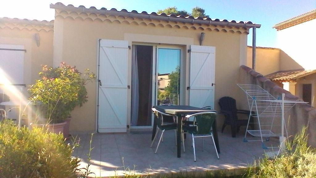 Gite La Fleur D Olivier Nyons Exterior photo